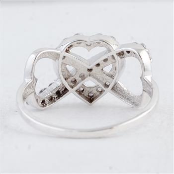 No Reserve 925 Sterling Silver 0.81 Ct Round Cubic Zirconia Ring 7 US Ring Size