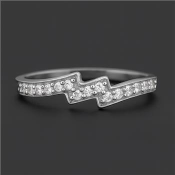 No Reserve 925 Sterling Silver 0.85 Ct Cubic Zirconia Ring 6 US Ring Size