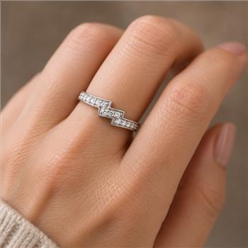No Reserve 925 Sterling Silver 0.85 Ct Cubic Zirconia Ring 6 US Ring Size