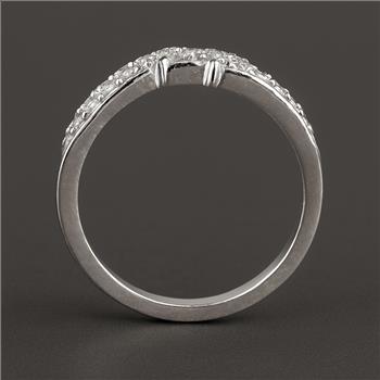 No Reserve 925 Sterling Silver 0.85 Ct Cubic Zirconia Ring 7 US Ring Size