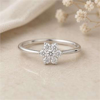 No Reserve 925 Sterling Silver 0.90 Ct Cubic Zirconia Ring 5 US Ring Size