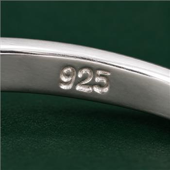 No Reserve 925 Sterling Silver 0.91 Ct Cubic Zirconia Ring 7 US Ring Size