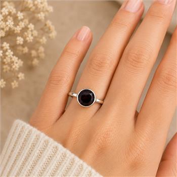 No Reserve 925 Sterling Silver 0.92 Ct Round Garnet Ring 7 US Ring Size