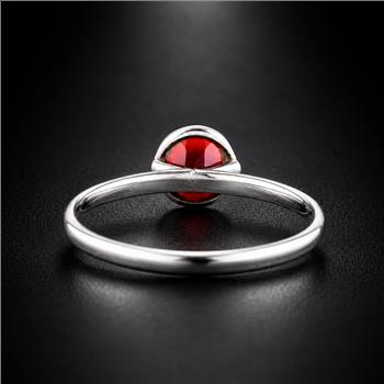 No Reserve 925 Sterling Silver 0.92 Ct Round Garnet Ring 7 US Ring Size