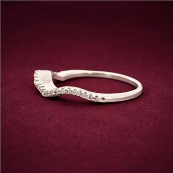 No Reserve 925 Sterling Silver 0.96 Ct Cubic Zirconia Ring 9  US Ring Size