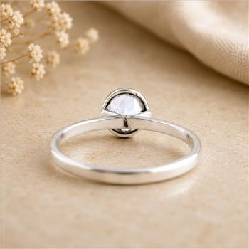 No Reserve 925 Sterling Silver 0.97 Ct Round Blue Topaz Ring