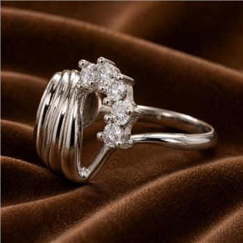 No Reserve 925 Sterling Silver 1.00 Ct Cubic Zirconia Ring 6 US Ring Size