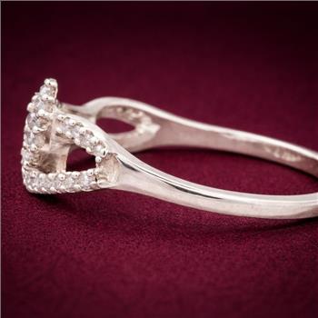No Reserve 925 Sterling Silver 1.00 Ct Cubic Zirconia Ring 6.5 US Ring Size