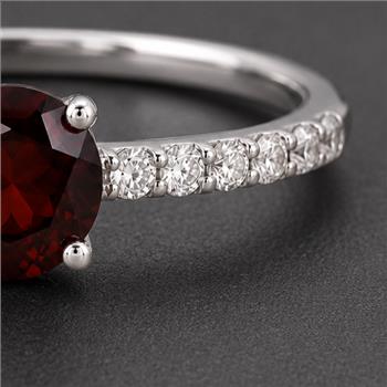 No Reserve 925 Sterling Silver 1.00 Ct Round Garnet Cubic Zirconia Ring 7 US Ring Size