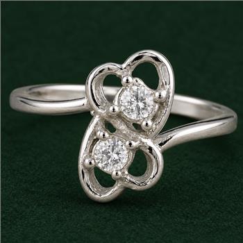 No Reserve 925 Sterling Silver 1.02 Ct Cubic Zirconia Ring 6  US Ring Size