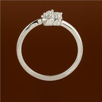 No Reserve 925 Sterling Silver 1.02 Ct Cubic Zirconia Ring 7 US Ring Size