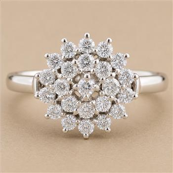 No Reserve 925 Sterling Silver 1.06 Ct Round Cubic Zirconia Ring 7 US Ring Size