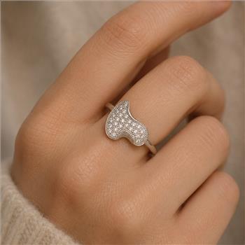 No Reserve 925 Sterling Silver 1.09 Ct Cubic Zirconia Ring 6.5 US Ring Size