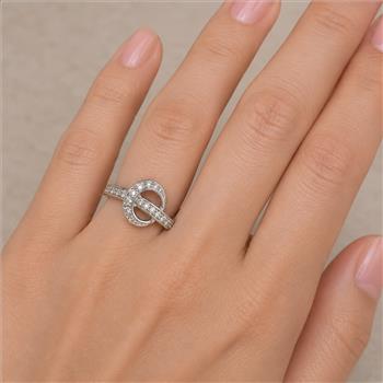 No Reserve 925 Sterling Silver 1.10 Ct Cubic Zirconia Ring 6 US Ring Size