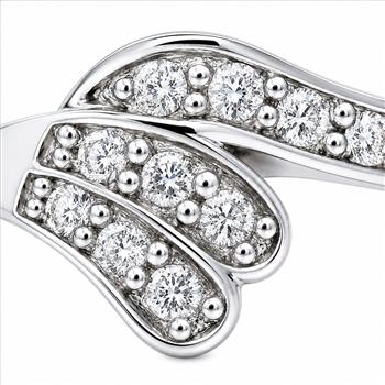 No Reserve 925 Sterling Silver 1.14 Ct Cubic Zirconia Ring 7 US Ring Size