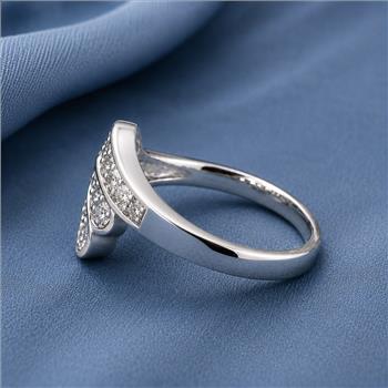 No Reserve 925 Sterling Silver 1.14 Ct Cubic Zirconia Ring 7 US Ring Size