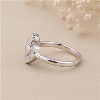 No Reserve 925 Sterling Silver 1.21 Ct Cubic Zirconia Ring 6.5 US Ring Size