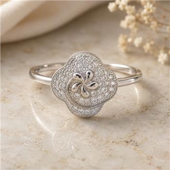 No Reserve 925 Sterling Silver 1.24 Ct Cubic Zirconia Ring 8.5 US Ring Size