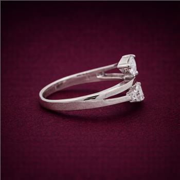 No Reserve 925 Sterling Silver 1.25 Ct Cubic Zirconia Ring 8  US Ring Size