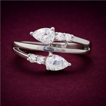 No Reserve 925 Sterling Silver 1.25 Ct Cubic Zirconia Ring 8  US Ring Size