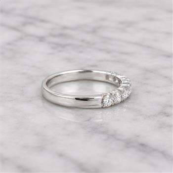 No Reserve 925 Sterling Silver 1.55 Ct Cubic Zirconia Ring 6 US Ring Size