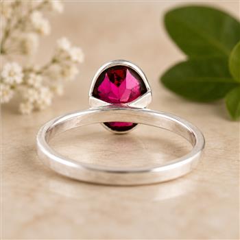 No Reserve 925 Sterling Silver 1.72 Ct Oval Created Ruby Ring