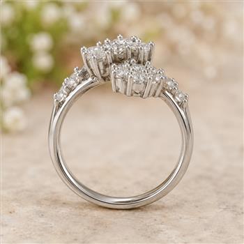 No Reserve 925 Sterling Silver 1.75 Ct Cubic Zirconia Ring 7 US Ring Size