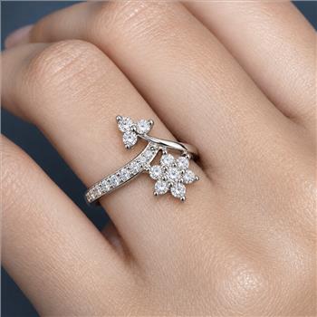No Reserve 925 Sterling Silver 1.78 Ct Cubic Zirconia Ring 6  US Ring Size