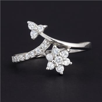 No Reserve 925 Sterling Silver 1.78 Ct Cubic Zirconia Ring 7 US Ring Size