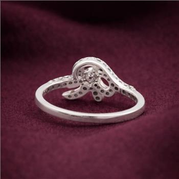 No Reserve 925 Sterling Silver 1.89 Ct Cubic Zirconia Ring 6.5  US Ring Size