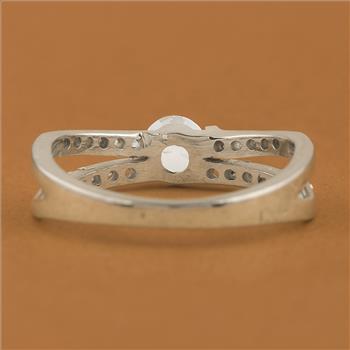 No Reserve 925 Sterling Silver 2.63 Ct Cubic Zirconia Ring