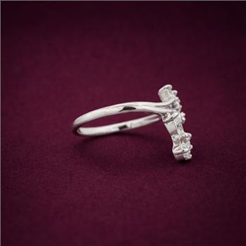 No Reserve 925 Sterling Silver 3.25 Ct Cubic Zirconia Ring 9 US Ring Size