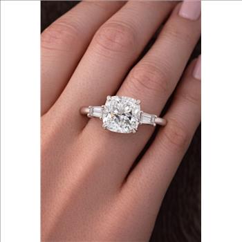 NO RESERVE 925 Sterling Silver 4.17 Ct Cubic Zirconia Ring 8 US Ring Size