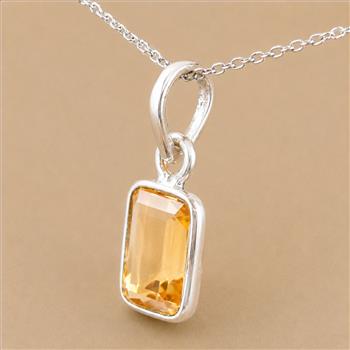 No Reserve 925 Sterling Silver 4.70 Ct Octagon Citrine Pendant
