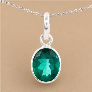 No Reserve 925 Sterling Silver 8.75 Ct Oval Green Topaz Pendant