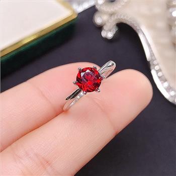 NO RESERVE Garnet 925 Sterling Silver Ring