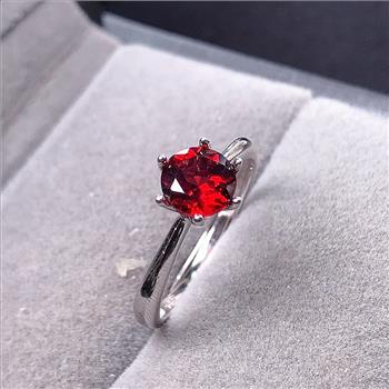 NO RESERVE Garnet 925 Sterling Silver Ring