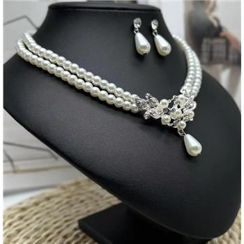 NO RESERVE Imitation Pearl Gold Plated Brass Necklace
