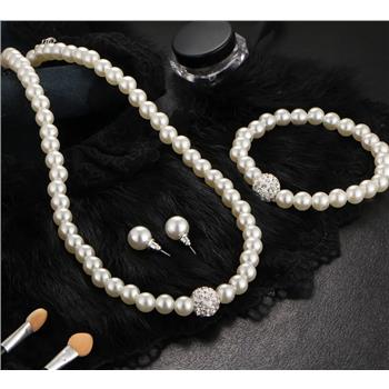 NO RESERVE Imitation Pearl Gold Plated Brass Necklace