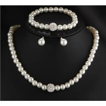 NO RESERVE Imitation Pearl Gold Plated Brass Necklace