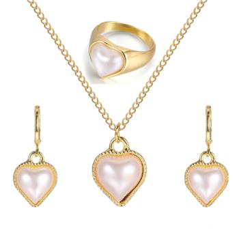 NO RESERVE Imitation Pearl Gold Plated Brass Pendant