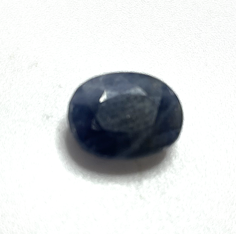 Natural Blue Sapphire Unmounted 8.4 Carat Oval Cut Gemstone
