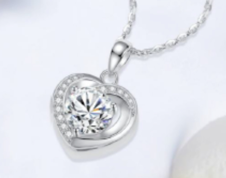 925 Sterling Silver Moissanite 1.5ct Heart Necklace