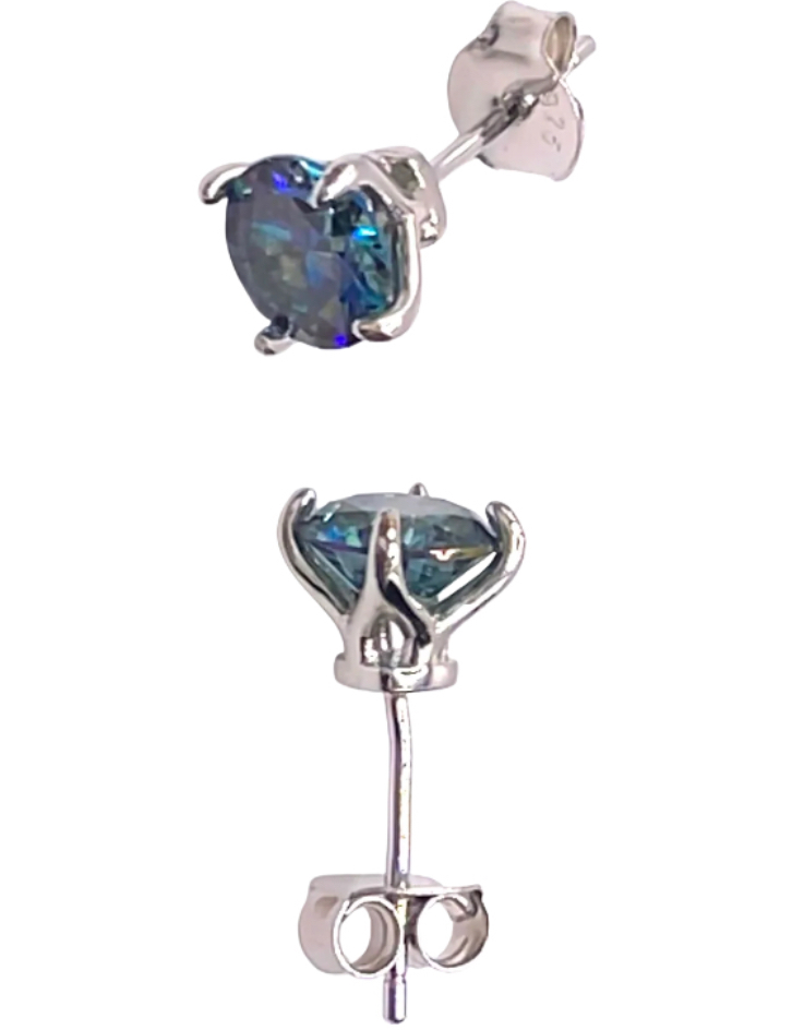 925 Sterling Silver 1.0ct Rainbow Green Moissanite Earrings.