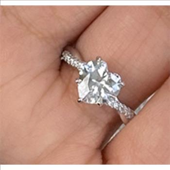 925 Sterling Silver Moissanite 2.0ct Heart Cut Twist Band Ring