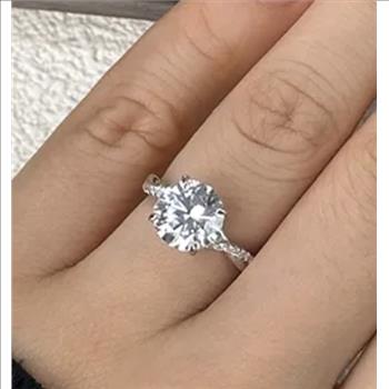 925 Sterling Silver Moissanite 2.0ct Twist Chanel Ring