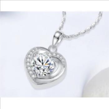 925 Sterling Silver Moissanite 1.5ct Heart Necklace