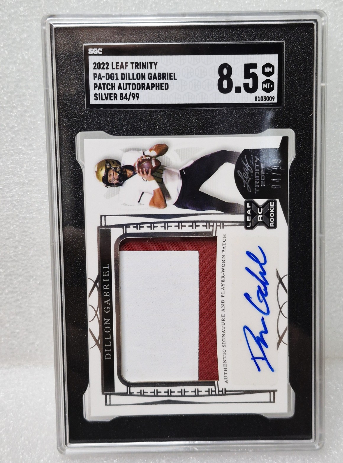 2022 Leaf Trinity Dillon Gabriel Player Worn Patch Auto Silver 84/99 #PA-DG1 Auto