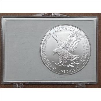 2026 1 oz American Silver Eagle BU w/American Flag Coin Holder