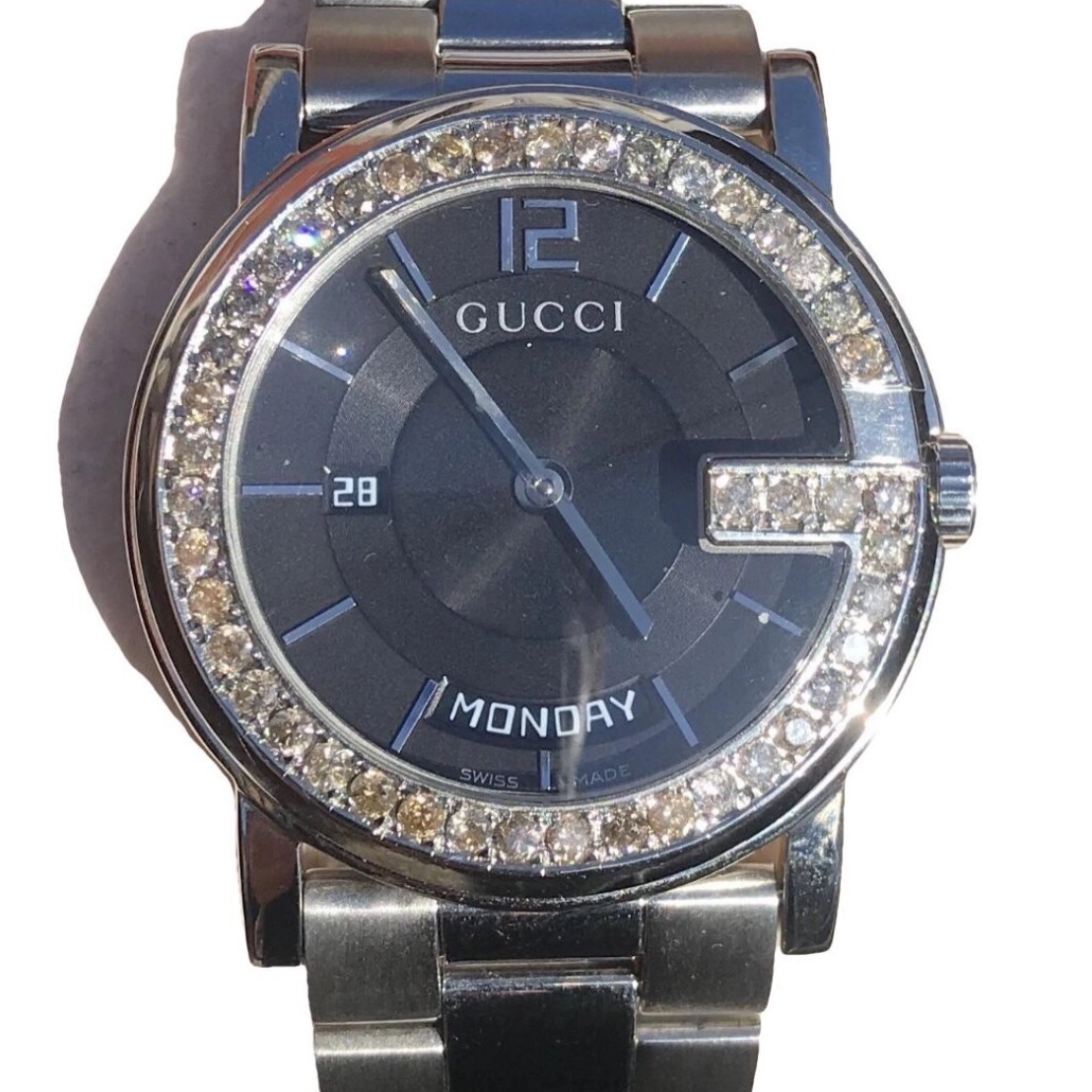 Custom Natural Diamond 2.50 Carat Men's Black Dial Gucci Day of The Week Date Watch IGI Certified